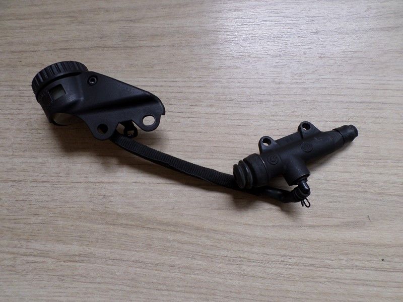 Maitre cylindre de frein arrière DUCATI 1200 DIAVEL 2011/2014 type G100AA