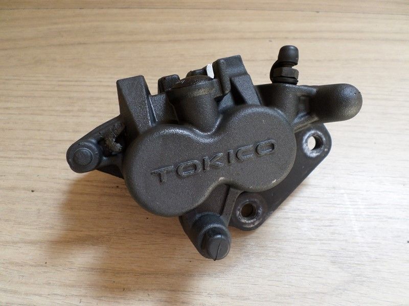 Etrier avant droit Kawasaki ER6n ER650CCD 2009/2011