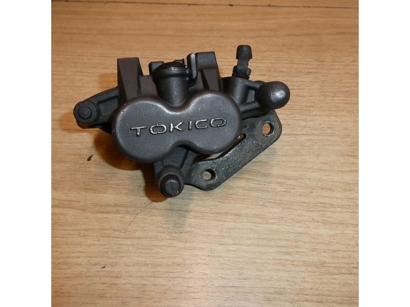 Etrier de frein avant droit Kawasaki ER6 N 2006 à 2008