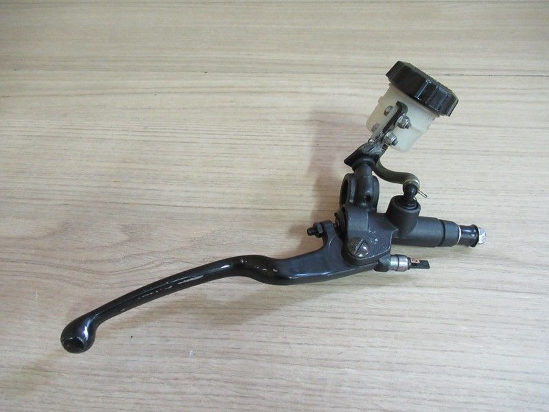 Maître-cylindre de frein avant Aprilia AF1 125 Europa 1991-1992