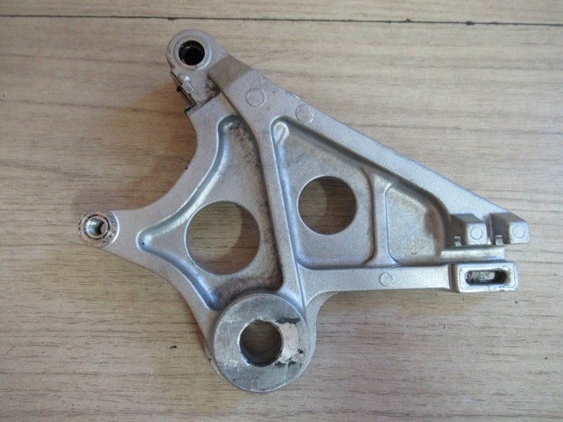 Support étrier arrière Honda XLV 600 Transalp 1991-1996