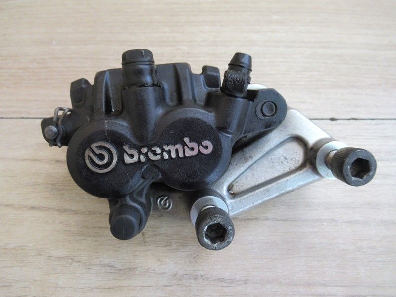 Étrier de frein avant droit Ducati 695 Monster 2006-2008