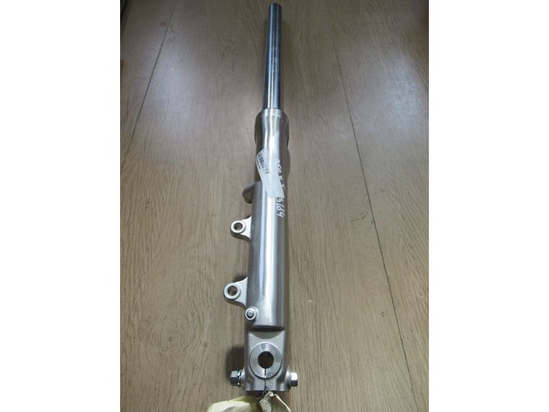 Bras de fourche et fourreau gauche Yamaha 750 XJ 1983-1984 (41Y) – 41Y-23103-00-00