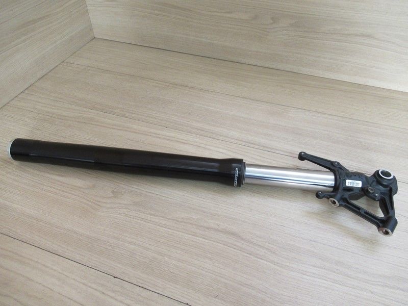Bras de fourche gauche Triumph Tiger 850 Sport 2021-2022