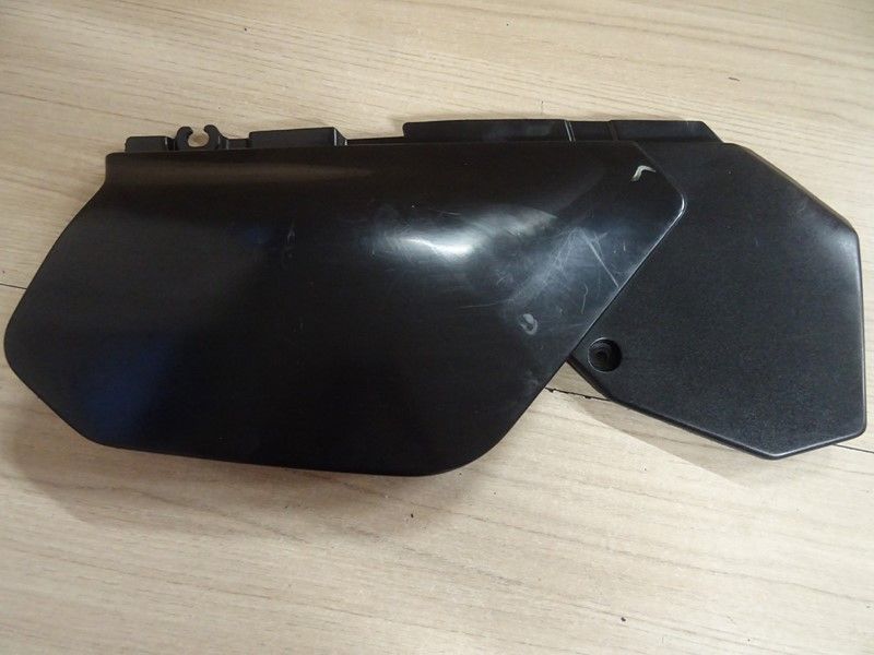 Carénage arrière droit Yamaha 125 DTR type 4BL 1999/2003