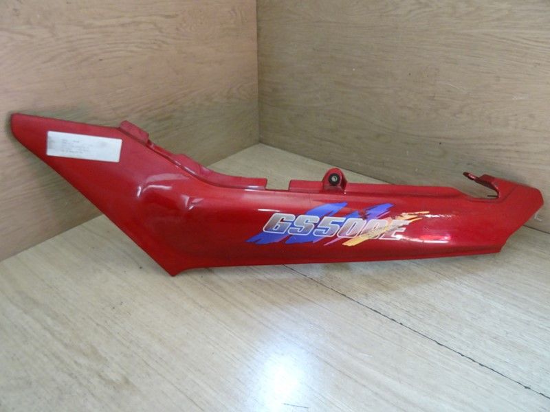 Cache latéral gauche Suzuki 500 GSE type GM51A 1989/1999 (47211-01D00)