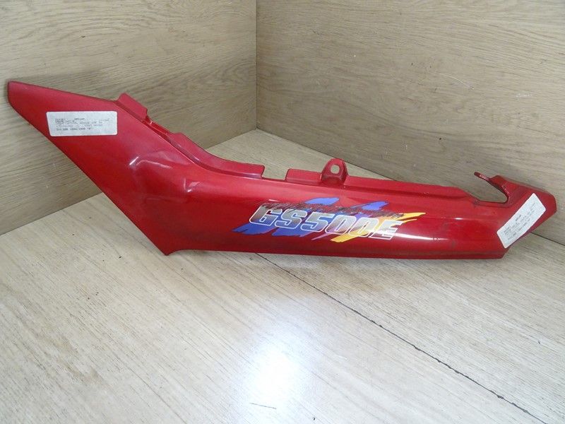 Cache latéral gauche Suzuki 500 GSE type GM51A 1989/1999 (47211-01D00)
