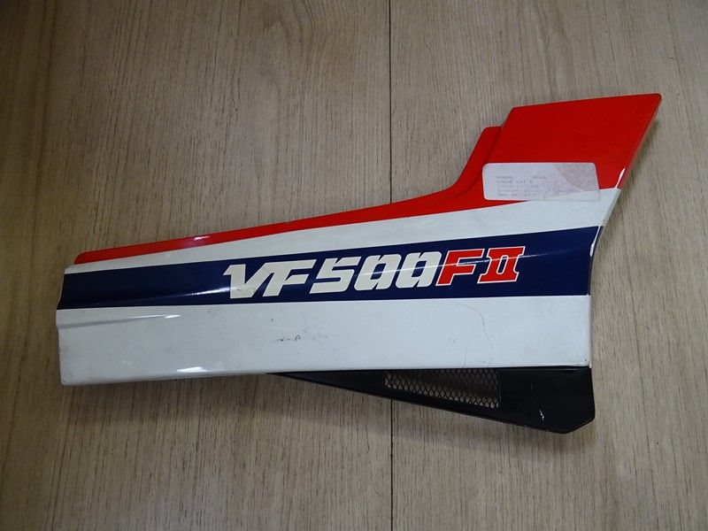 Cache latéral droit Honda VF 500 F 2 1984-1988