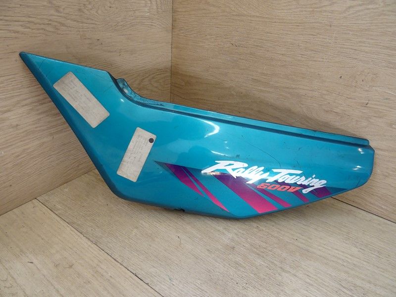 Cache latéral gauche Honda 600 XLV 1987-1996 (83600-MM9-0000)