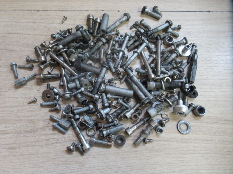 Lot visserie de partie cycle Moto Guzzi 1200 Griso 8V LSE00 2007/2013