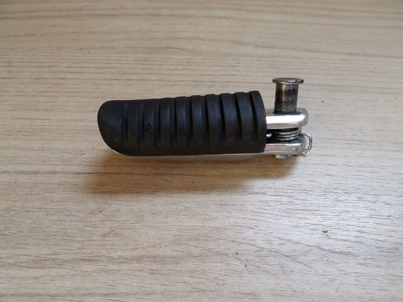 Repose pied avant gauche  Kawasaki ER6n ER650CCD 2009/2011