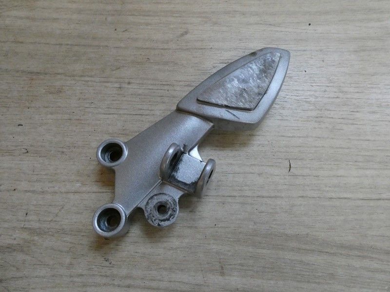 Platine avant gauche Triumph 955 Sprint ST 1999/2004