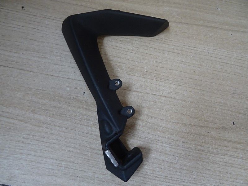 Platine repose pied passager gauche Triumph 1050 Sprint ST type 215 2005/2011