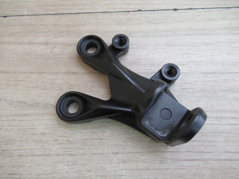 Platine repose-pied avant gauche Kawasaki ZZR 1400 2006-2011