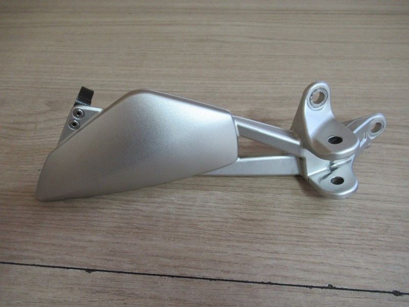 Platine repose-pied avant droite BMW K 1200 S 2003-2008 (46717660154)