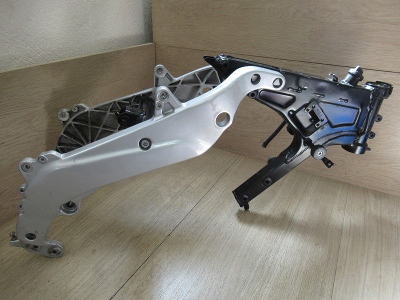 Cadre Aprilia 650 Pegaso 1997-2002