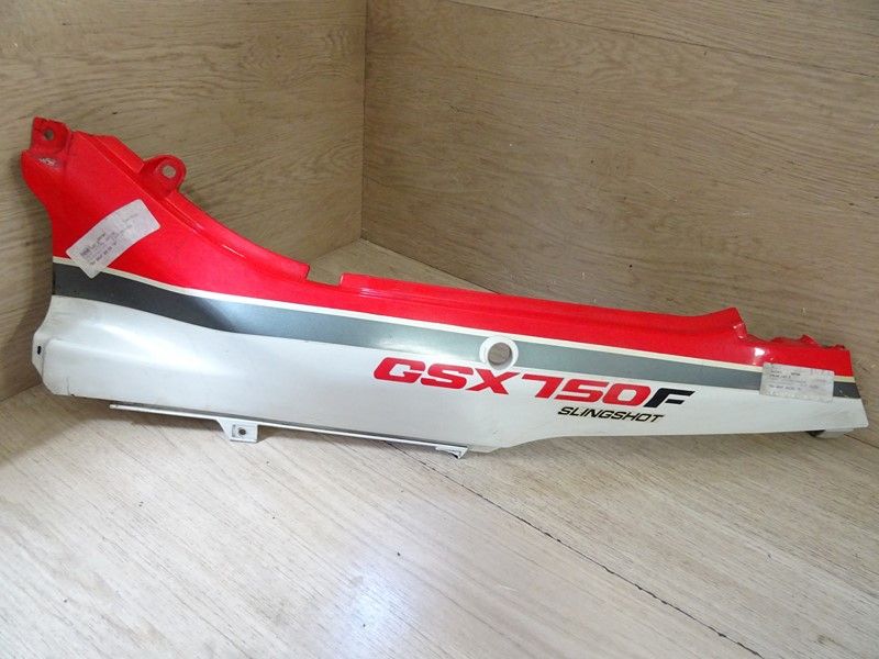 Carénage arrière gauche Suzuki 750 GSXF type GR78A 1989/1996 