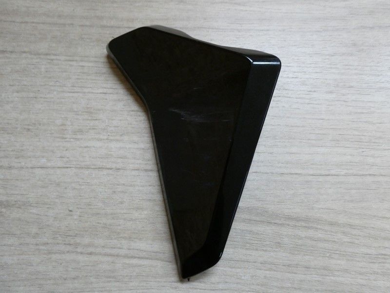 Cache radiateur gauche Triumph 765 Street Triple RS 2023/2024