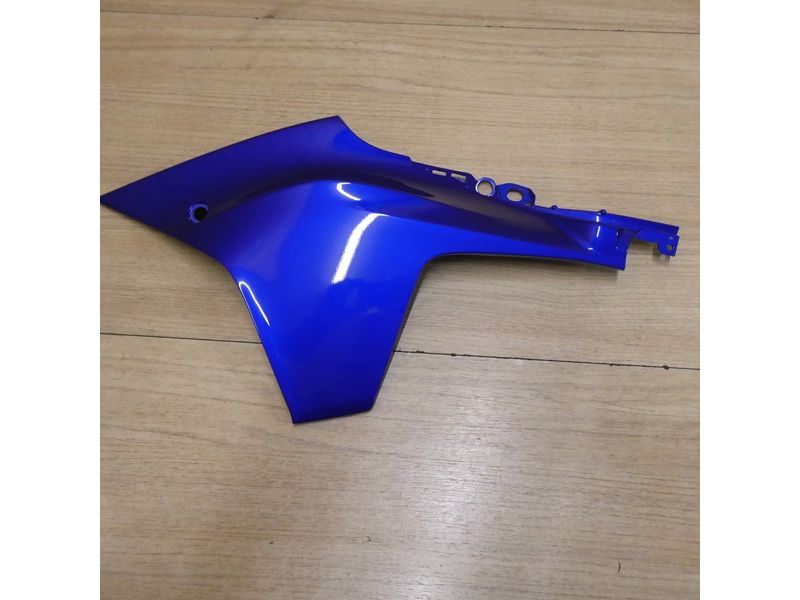 Flanc droit supérieur Yamaha 1000 YZF R1 2020 à 2024