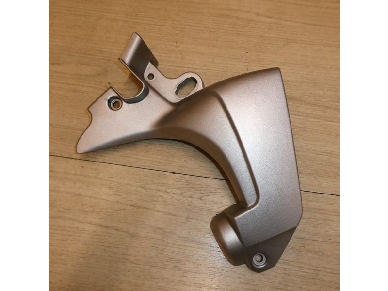 Ecope de radiateur droite Kawasaki KLE 650 Versys 2007 à 2009 LE650AAA