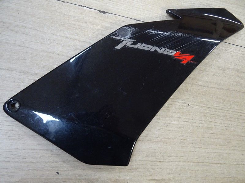 Ecope de radiateur droite Aprilia 1100 Tuono V4 2015/2020