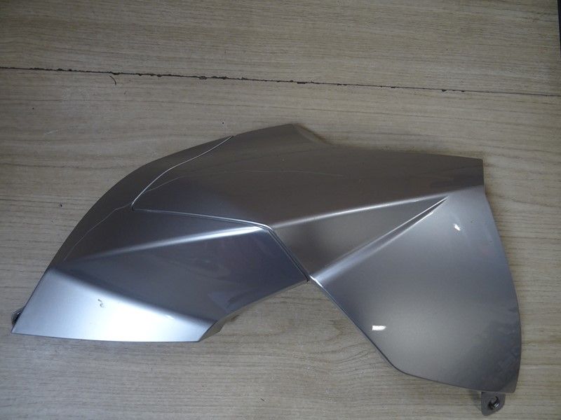 Cache réservoir droit Aprilia 1200 Caponord 2010/2015 (894885)