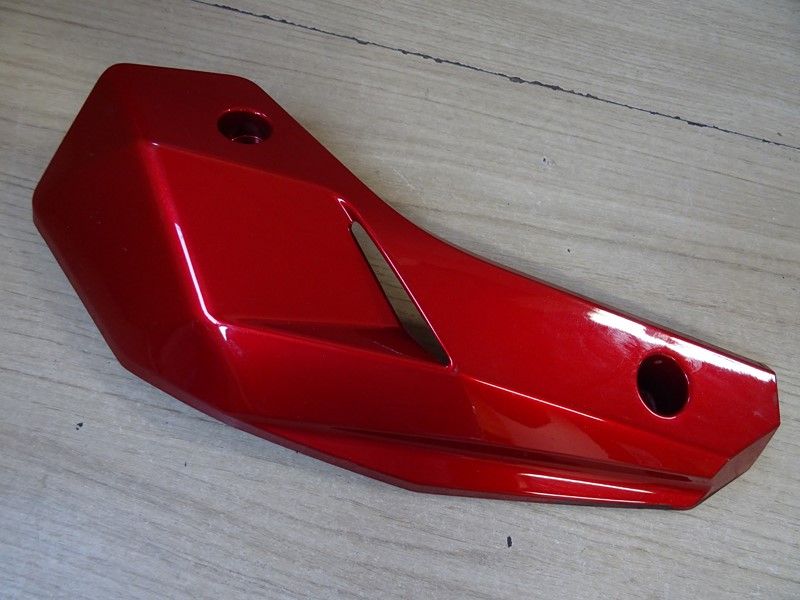 Demi sabot gauche Suzuki 950 GSX-S 2022/2023 (94481-07L0)