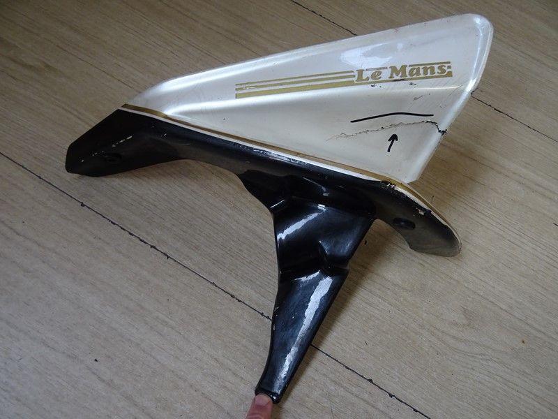Carénage avant droit Moto Guzzi 850 Le Mans 3 1981/1984 1000 Le Mans 4 1984/1986