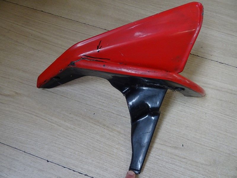 Carénage avant droit Moto Guzzi 850 Le Mans 3 1981/1984 1000 Le Mans 4 1984/1986