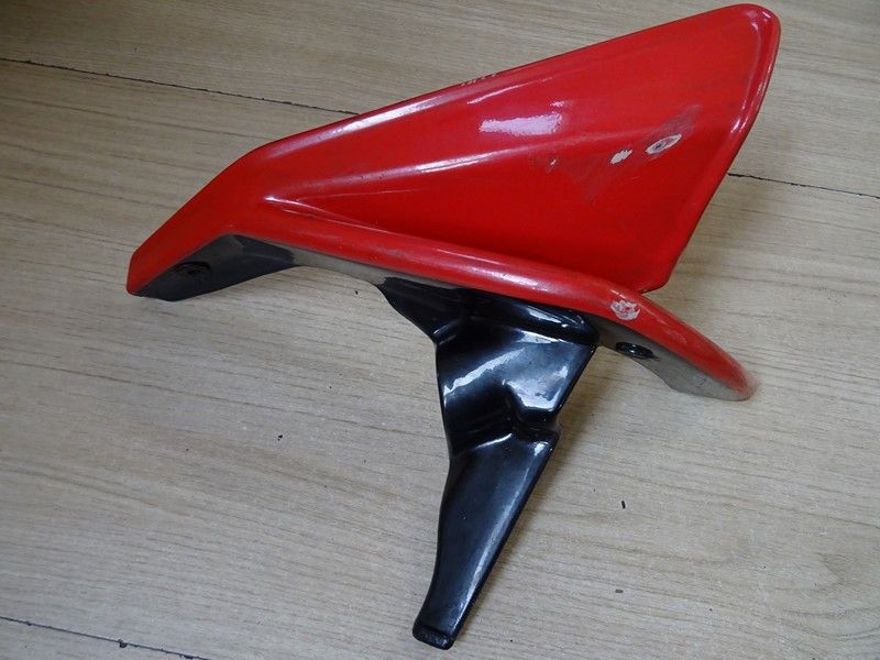 Carénage avant droit Moto Guzzi 850 Le Mans 3 1981/1984 1000 Le Mans 4 1984/1986