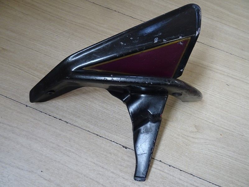Carénage avant droit Moto Guzzi 850 Le Mans 3 1981/1984 1000 Le Mans 4 1984/1986