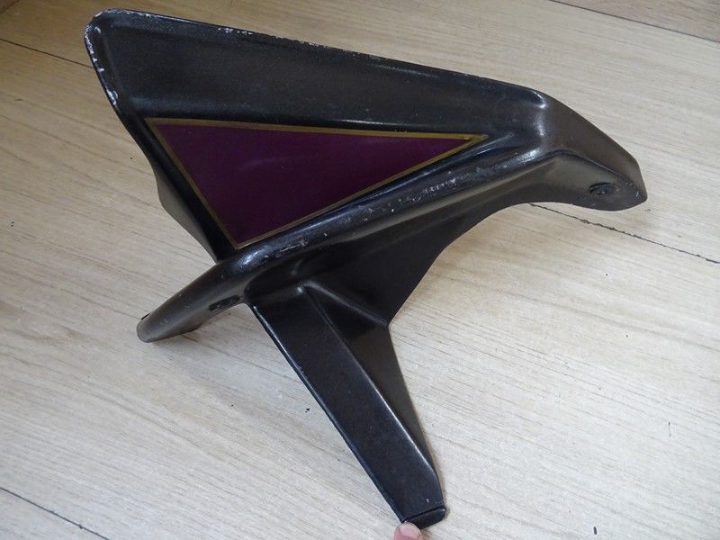 Carénage avant gauche Moto Guzzi 850 Le Mans 3 1981/1984 1000 Le Mans 4 1984/1986