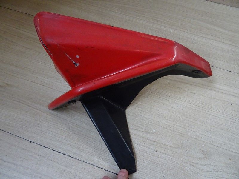Carénage avant gauche Moto Guzzi 850 Le Mans 3 1981/1984 1000 Le Mans 4 1984/1986