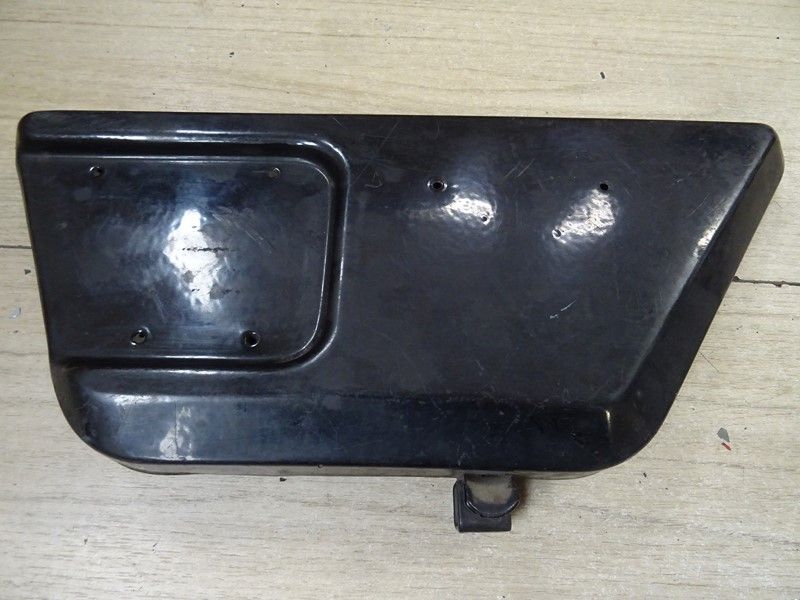 Cache latéral gauche Moto Guzzi 850 T3 -/California