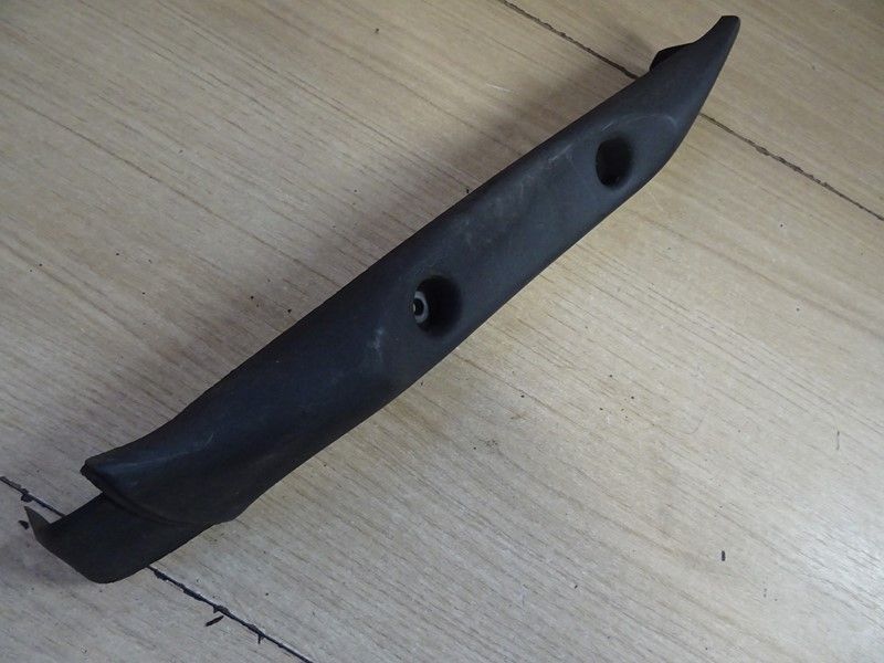 Habillage central de radiateur d'eau BMW F650 -/ST Funduro type E169 1996/1999