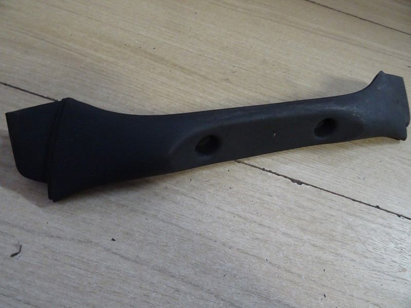 Habillage central de radiateur d'eau BMW F650 -/ST Funduro type E169 1996/1999