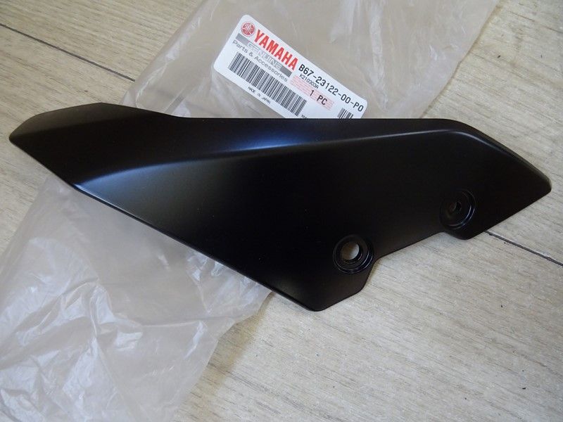 Carénage gauche de tête de fourche Yamaha 
MT-10 2016/2020