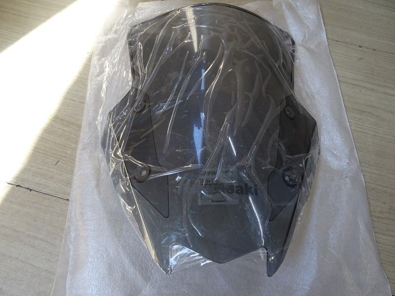 Bulle fumée en accessoire d'origine Kawasaki 650 Versys 2022/- 