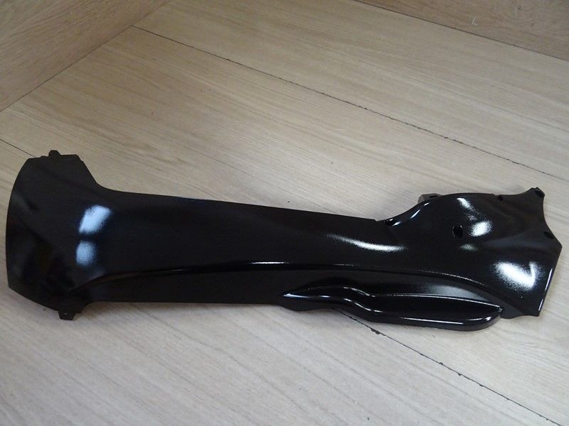 Carénage arrière gauche Piaggio MP3 toutes cylindrées 2007/2016 (623069)