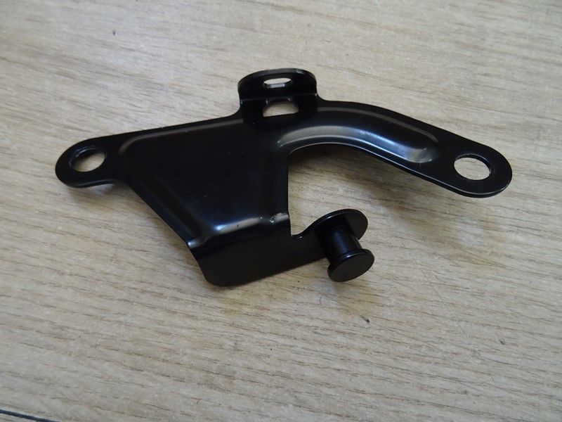Support de carénage droit sous selle Triumph 660 Trident 2021/- (T2310286)