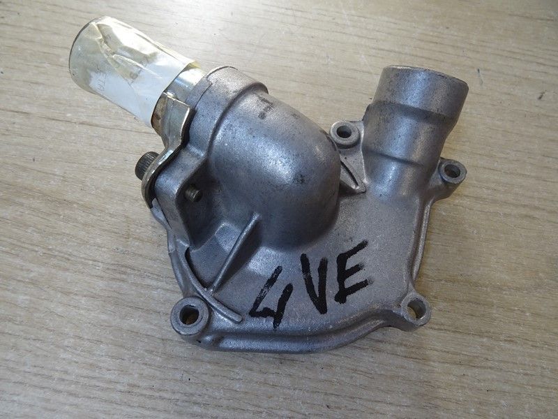 Couvercle  carter pompe à eau Yamaha 1000 YZF type 4VE 1996/2000