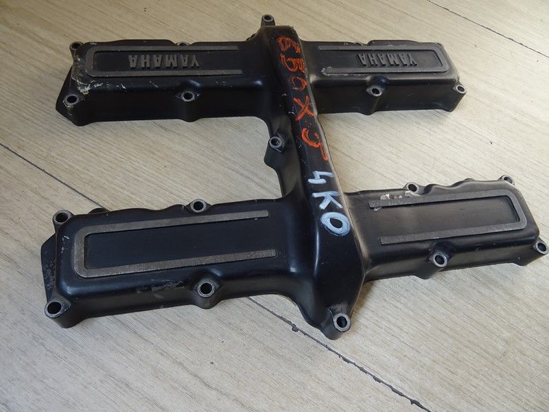 Cache culbuteur Yamaha XJ 650 type 4KO 1980/1983