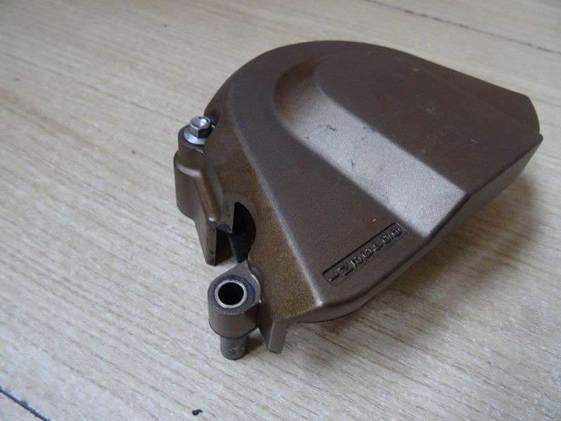 Carter de sortie de boite Kawasaki 
ZX12R 2000/2005