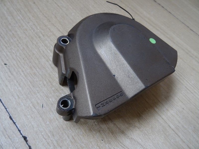 Carter de sortie de boite Kawasaki 
ZX12R 2000/2005