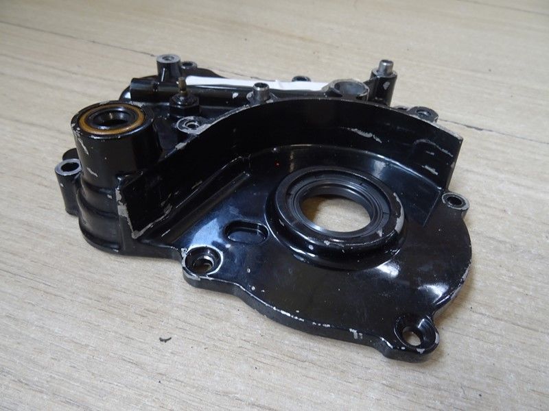 Carter de sortie de boite, partie interne Kawasaki 
750 ZXR type ZX750J/L 1991/1995
