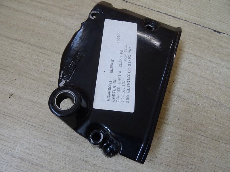 Carter de sortie de boite Kawasaki 
EL 250 Eliminator 1988/1997