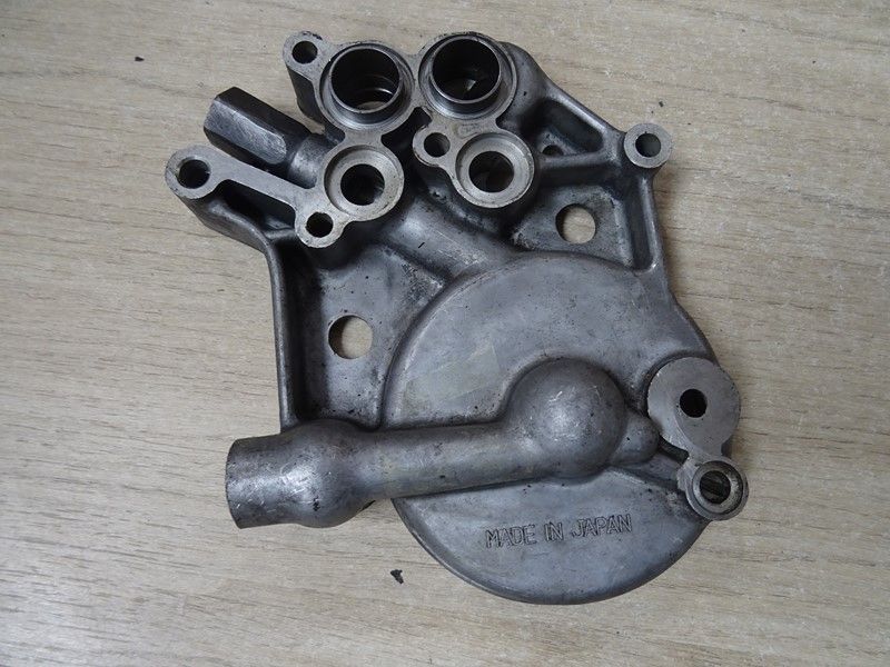 Carter de pompe à huile Kawasaki 
GPZ 900 R type ZX900A 1984/1993