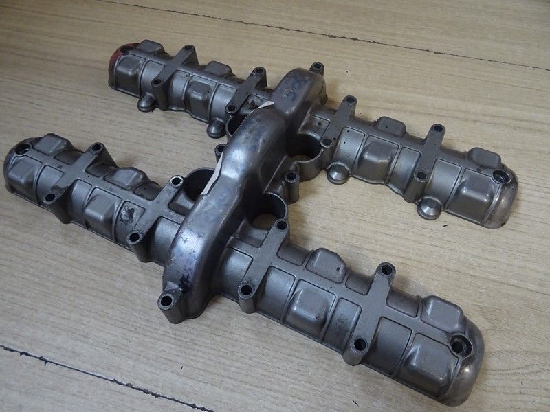 Cache culbuteurs Kawasaki 
750 ZEPHYR type ZR750C 1991/1994