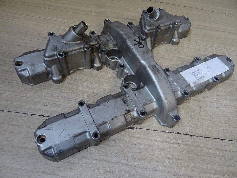 Cache culbuteurs Kawasaki ZR7 et ZR7S type ZR750F 1999/2003