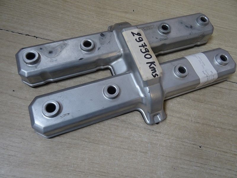 Cache culbuteurs Yamaha 
750 YZF type 4FM 1993/1996
